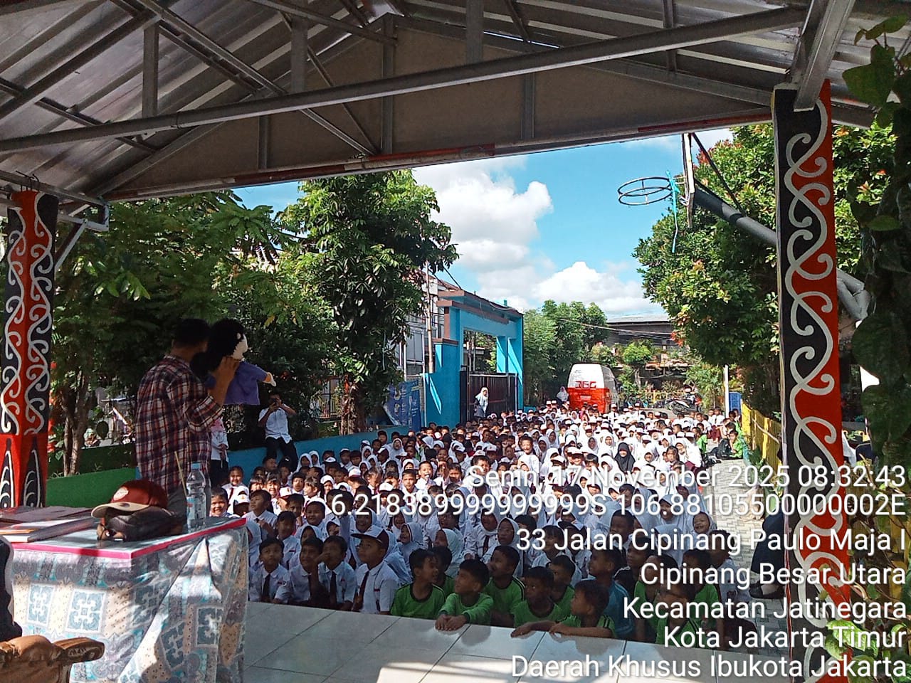 Wisata LiterAsyik Ke SDN Cipinang Besar Utara 08